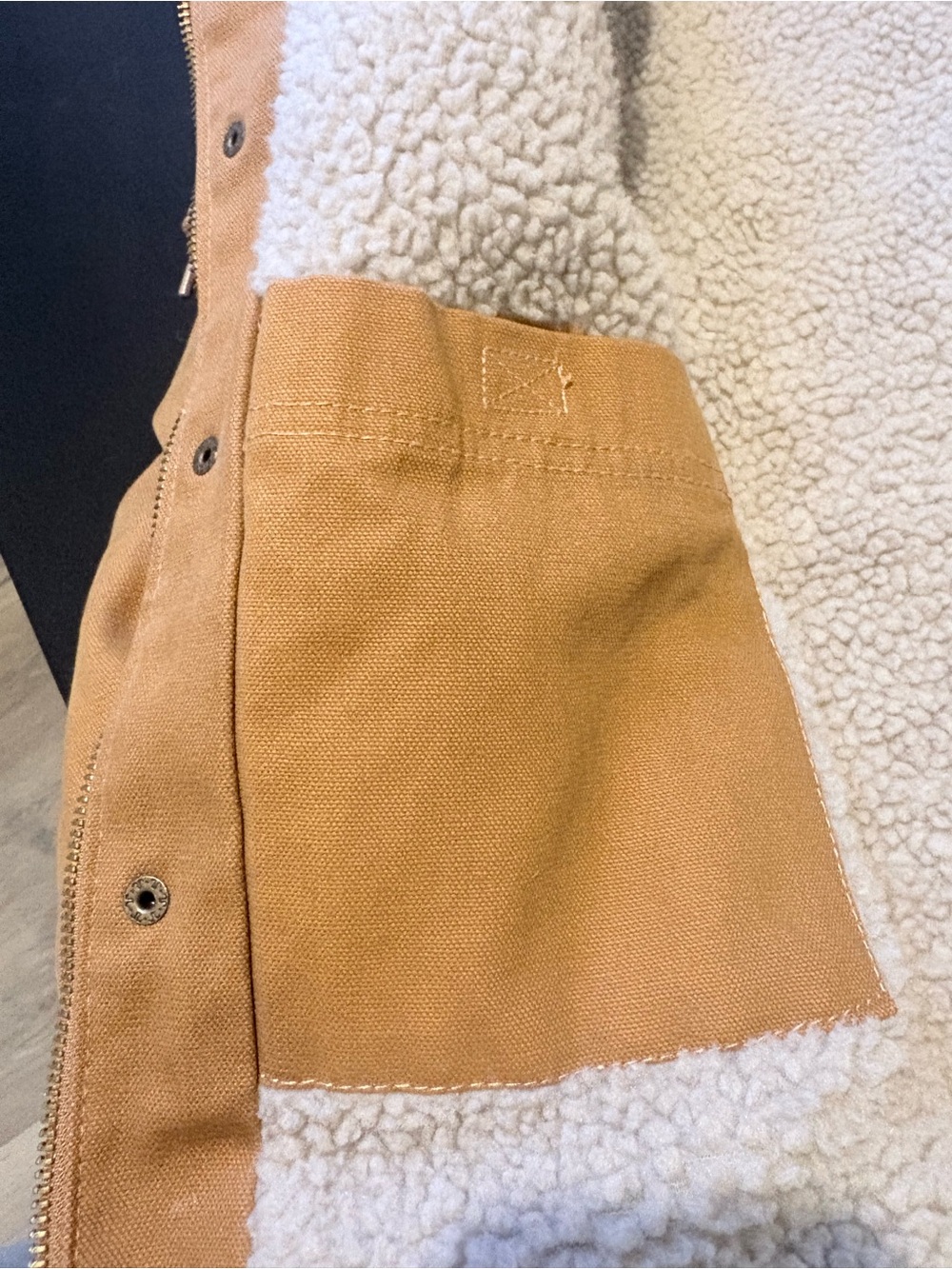 Wrangler Hooded Field Jacket in Camel - Picture 9 of 10